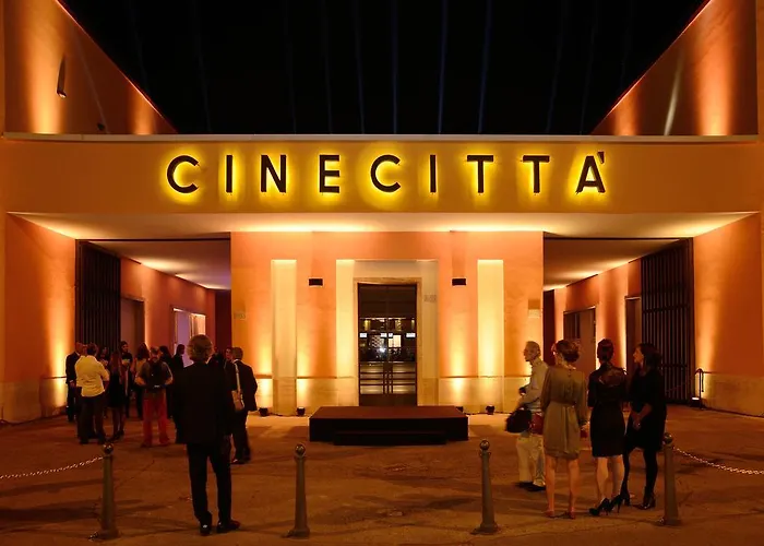 בית נופש Cinecitta *